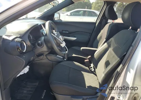 2018 Nissan Kicks S z USA, uszkodzony, nr VIN 3N1CP5CU5JL518357